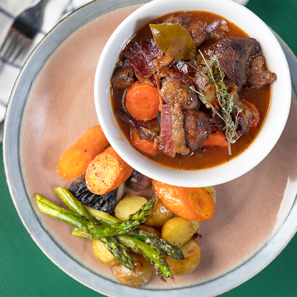 Beef Bourgignon With Pasta 450G