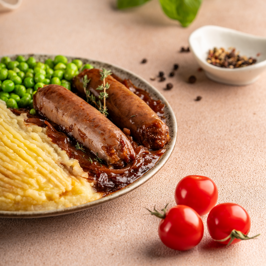 Beef Sausage With Mash And Onion Gravy 550g