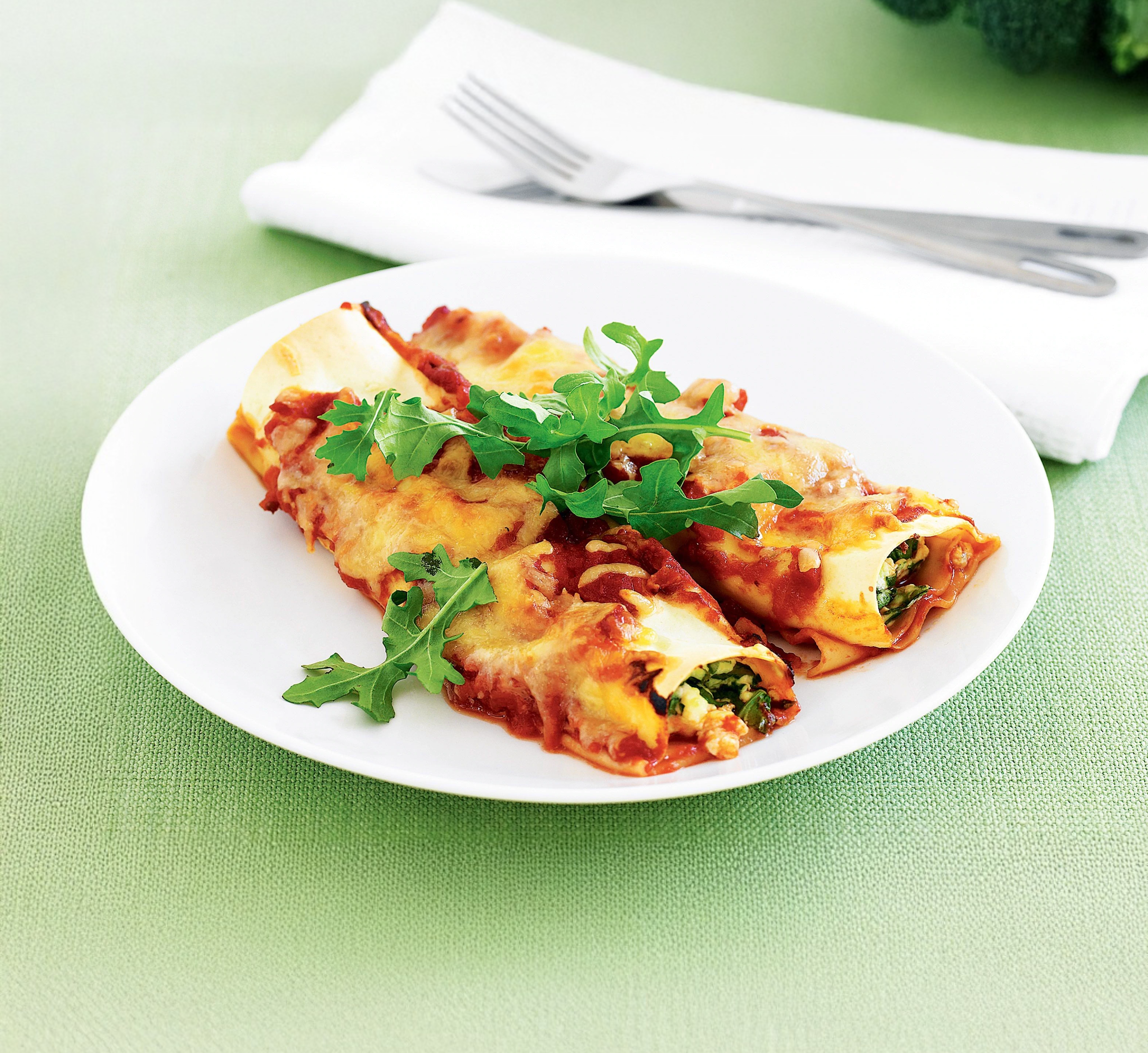 Goat Cheese And Ricotta Cannelloni  Creamy Spinach
